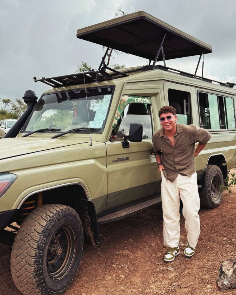 Nomad Expeditions - Expedições longe do óbvio Felipe Nomad durante roteiro da viagem para o Safari na Tanzânia e Zanzibar com a Nomad Expeditions